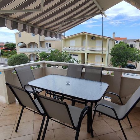 Apartment Vir Oda fotoğraf